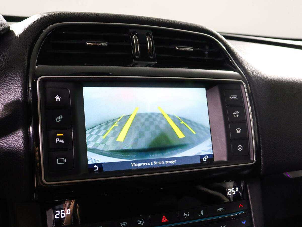 Купить Jaguar F-Pace, 2016, 83 000 км, фото №13