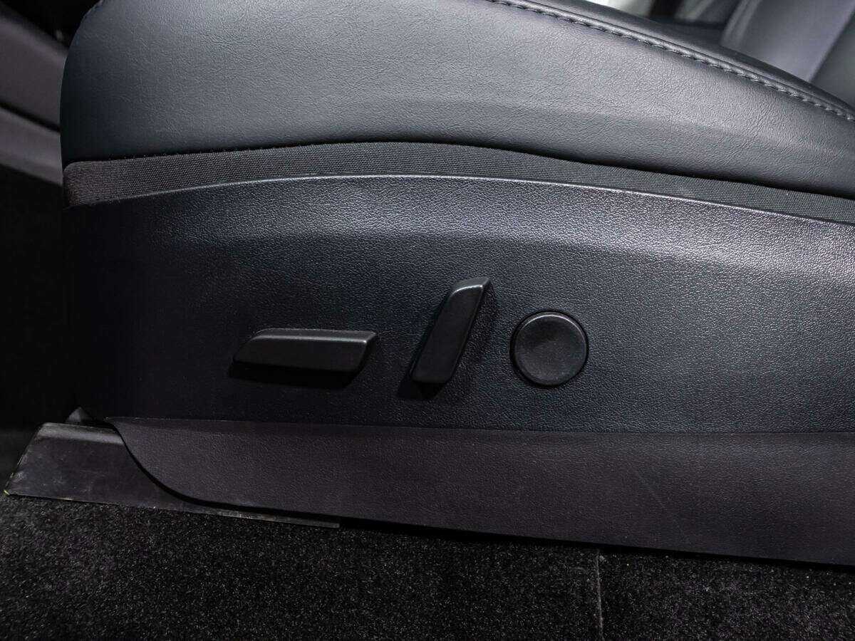 Купить Tesla Model Y Long Range, 2020, 20 037 км, фото №18