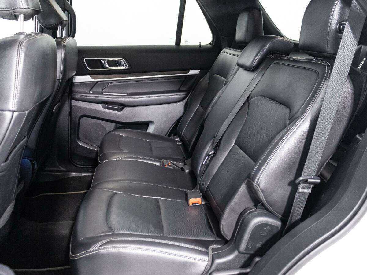 Купить Ford Explorer, 2019, 123 930 км, фото №10