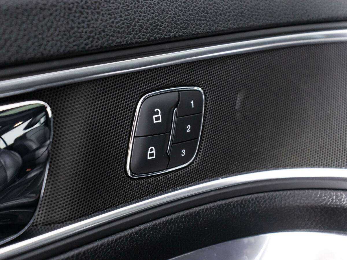 Купить Ford Explorer, 2019, 123 930 км, фото №17