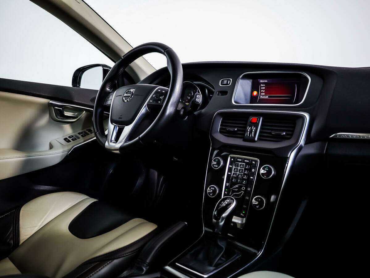 Купить Volvo V40 Cross Country, 2018, 96 348 км, фото №6