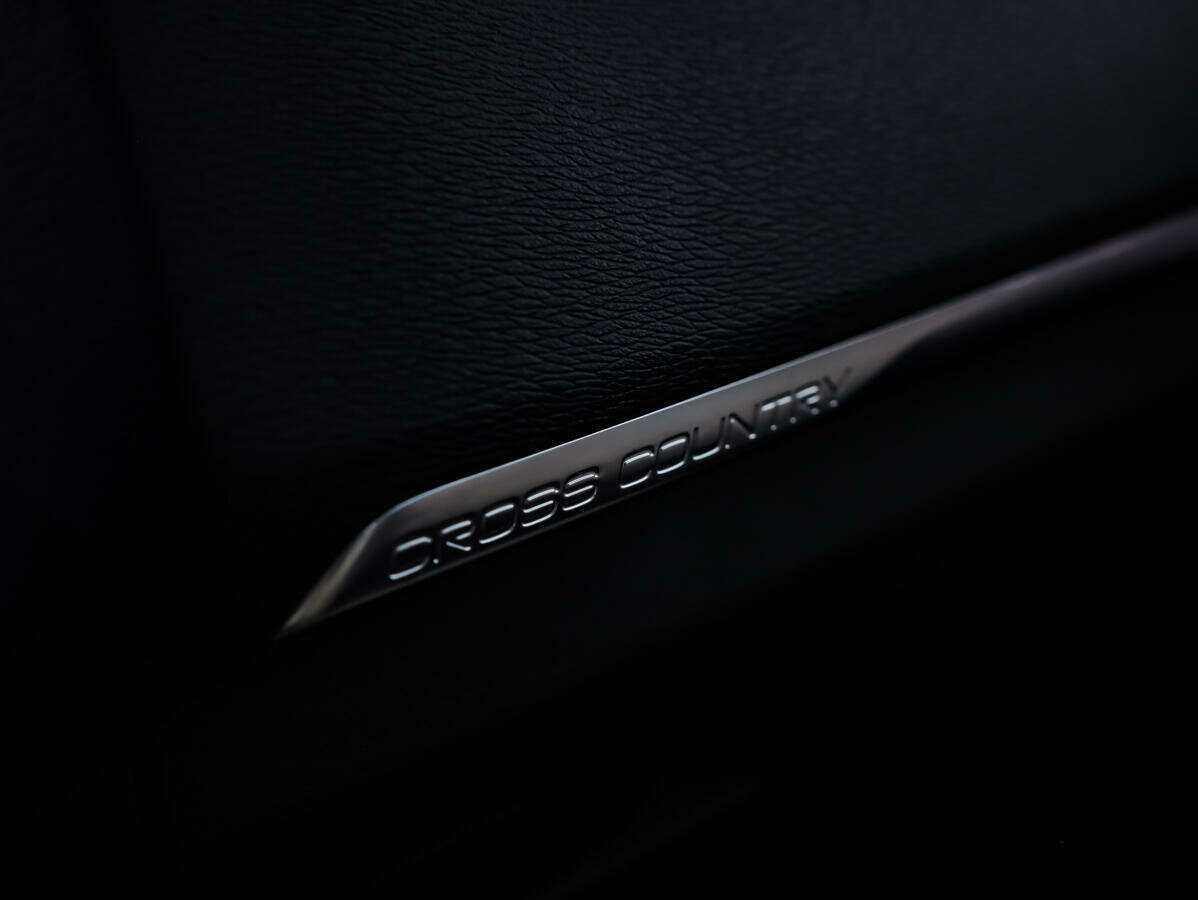 Купить Volvo V40 Cross Country, 2018, 96 348 км, фото №13