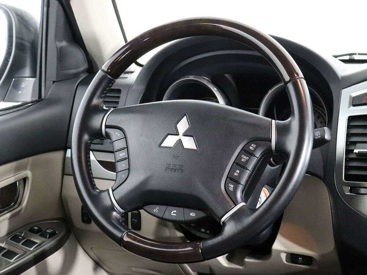 Купить Mitsubishi Pajero, 2019, 24 492 км, фото №17