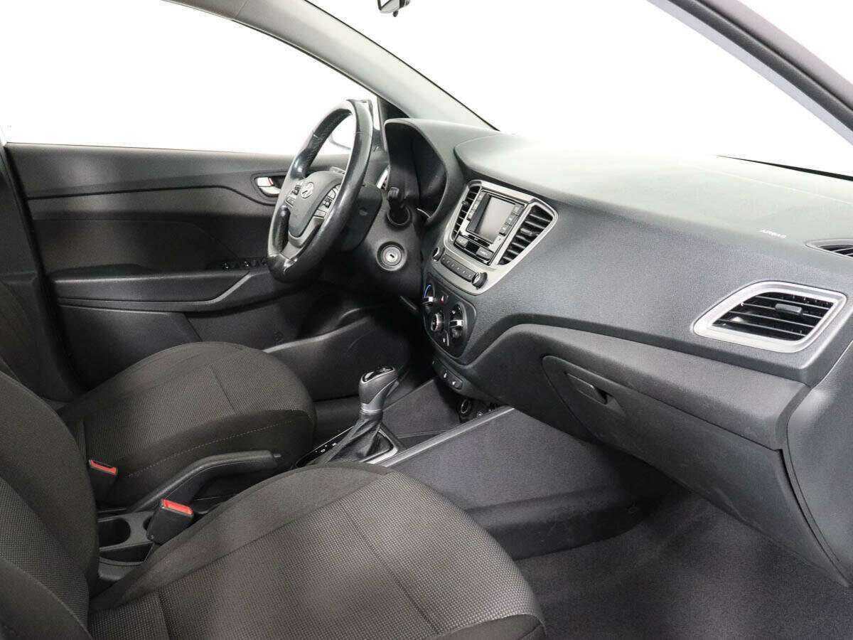 Купить Hyundai Solaris, 2019, 39 440 км, фото №6