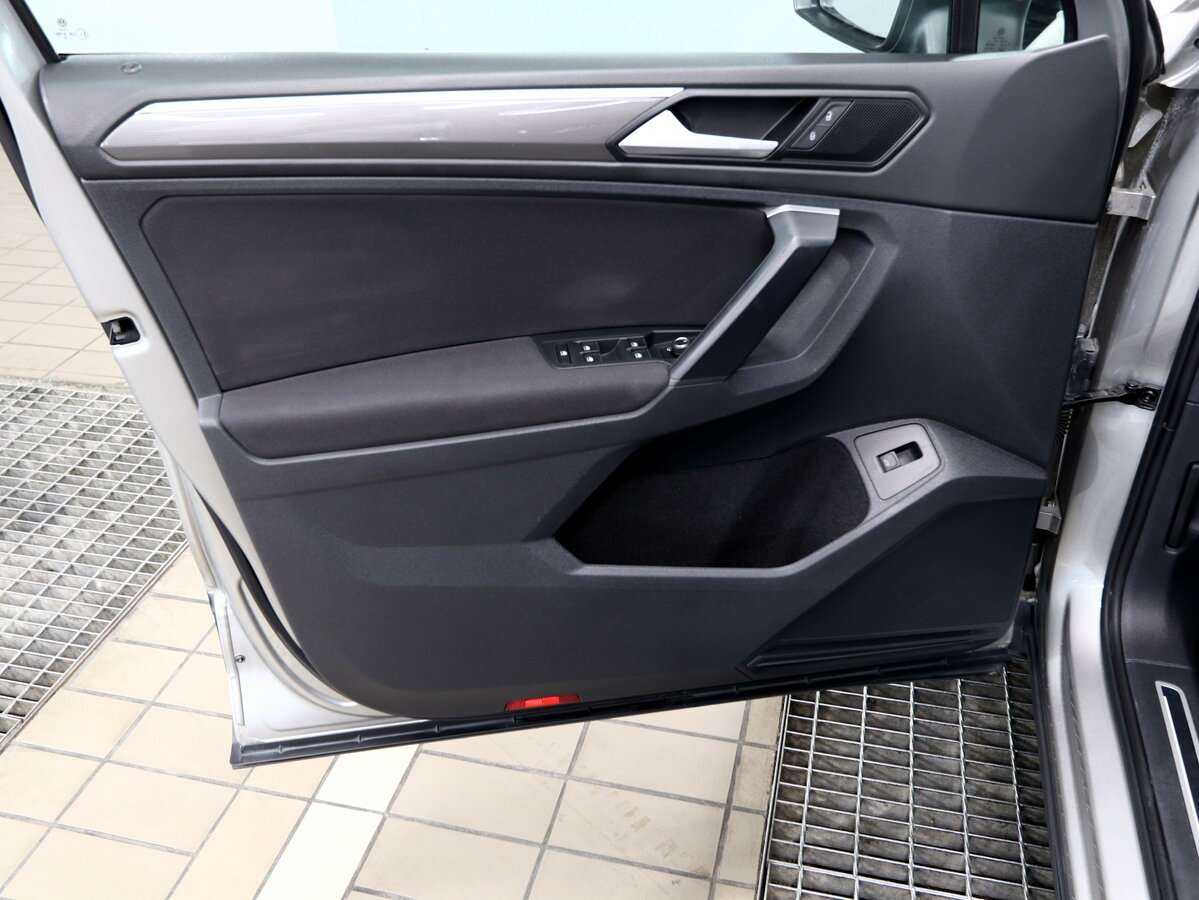 Купить Volkswagen Tiguan, 2019, 143 000 км, фото №15