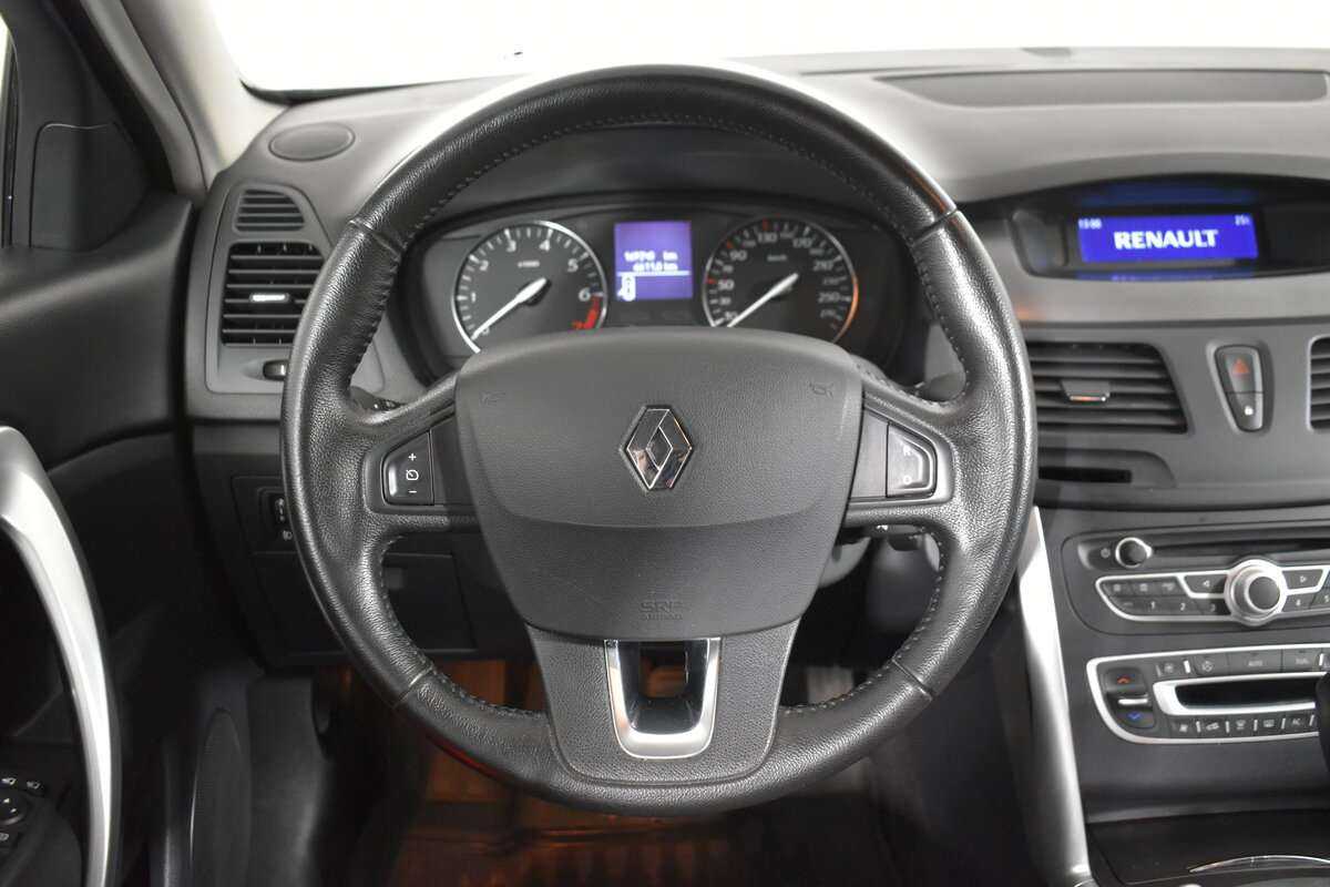 Купить Renault Latitude, 2013, 169 339 км, фото №13