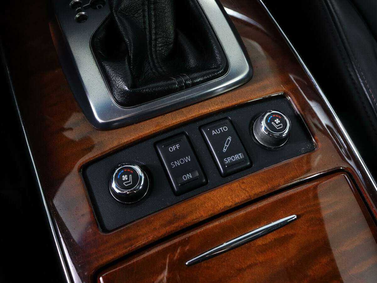 Купить Infiniti FX37, 2011, 197 306 км, фото №26