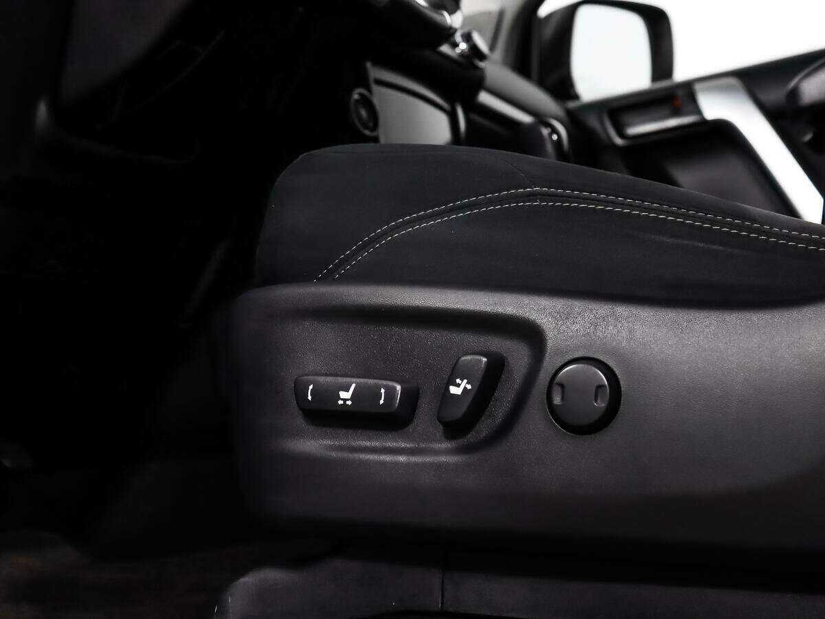 Купить Toyota Land Cruiser Prado, 2015, 61 200 км, фото №8