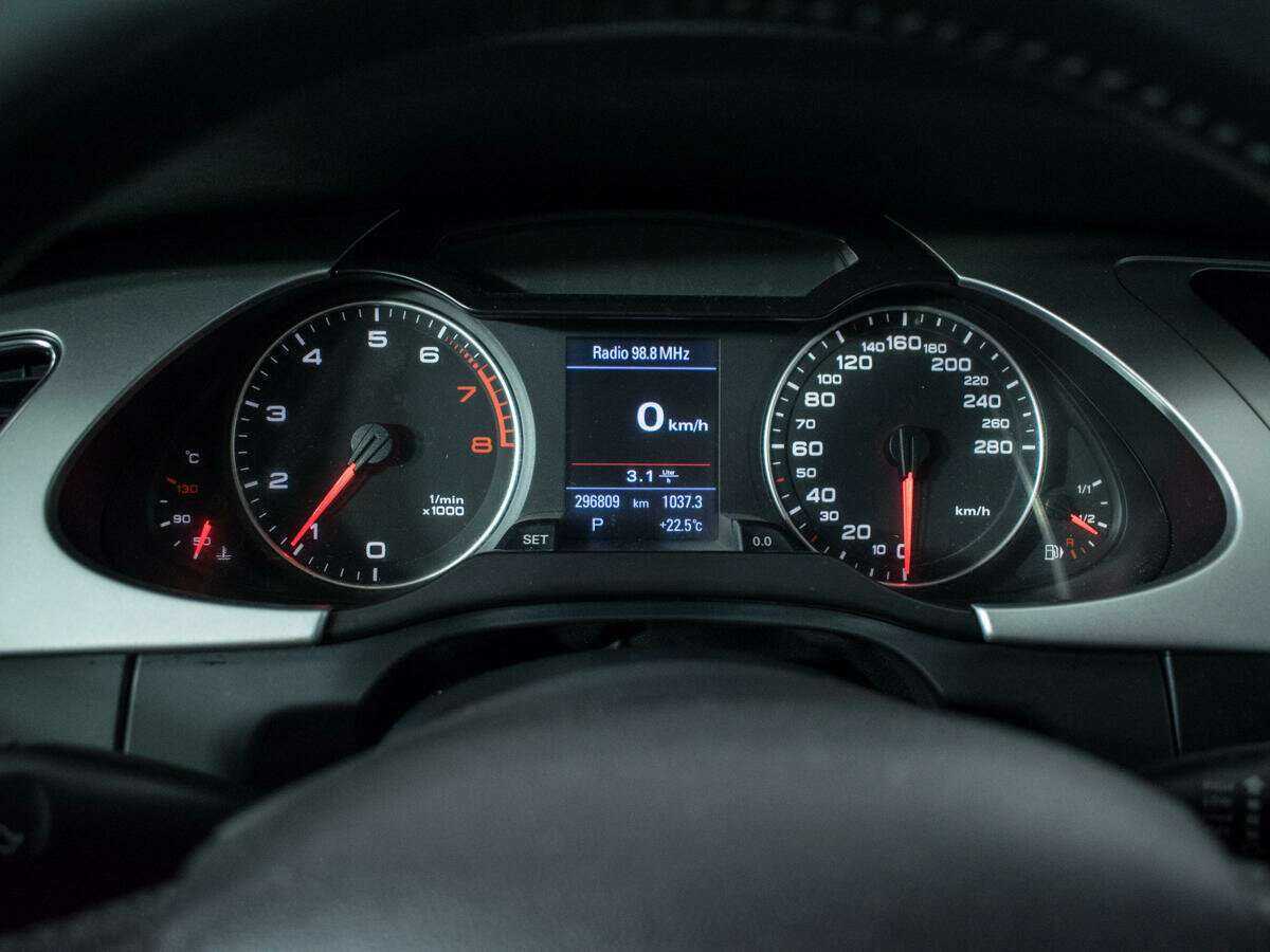 Купить Audi A4, 2008, 296 808 км, фото №11