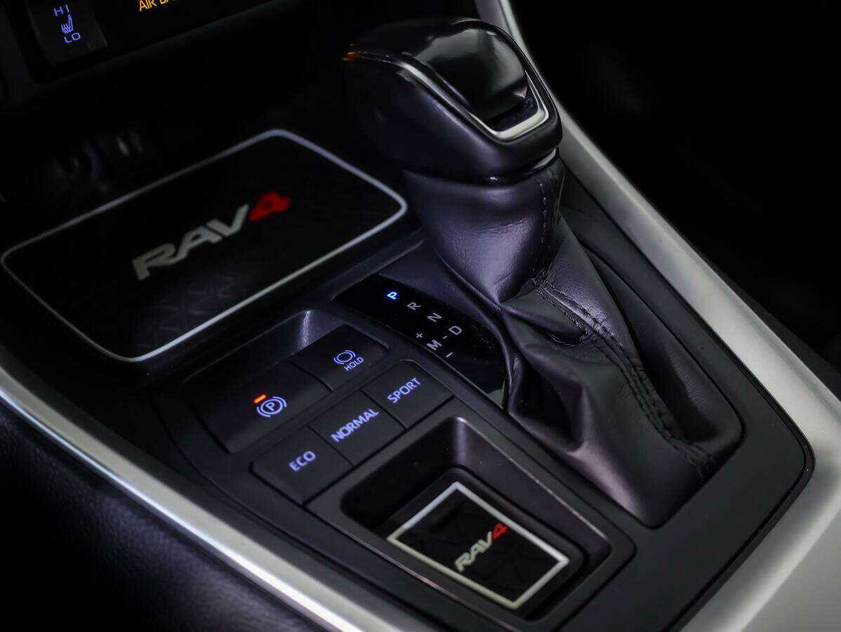 Купить Toyota RAV4, 2020, 69 982 км, фото №14