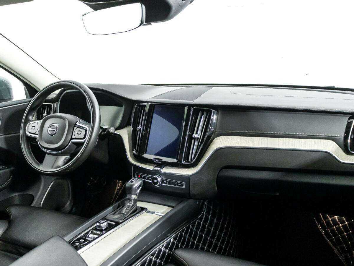 Купить Volvo XC60, 2018, 123 871 км, фото №9