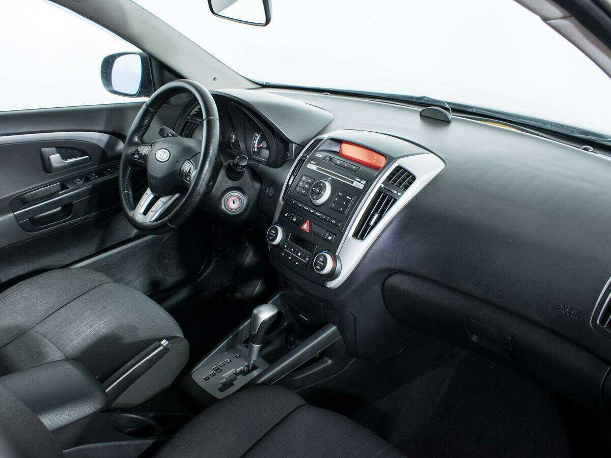 Купить Kia Ceed, 2011, 218 117 км, фото №9