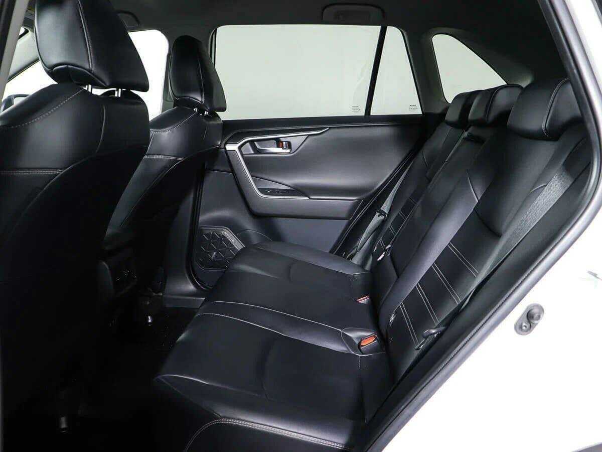 Купить Toyota RAV4, 2021, 66 912 км, фото №14