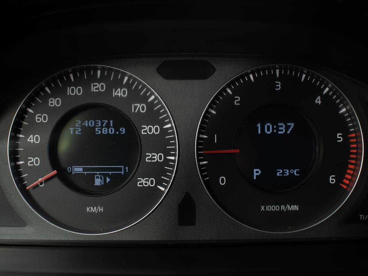 Купить Volvo XC70, 2007, 240 368 км, фото №11