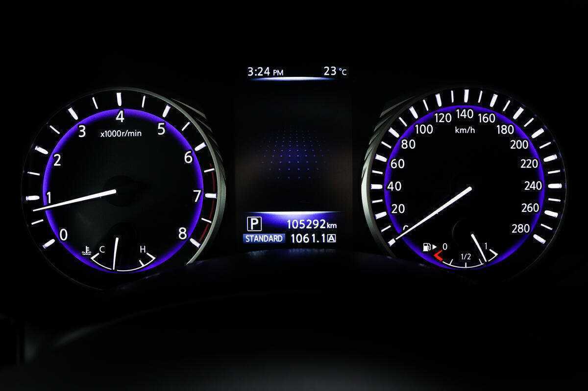 Купить Infiniti Q50, 2014, 105 289 км, фото №10