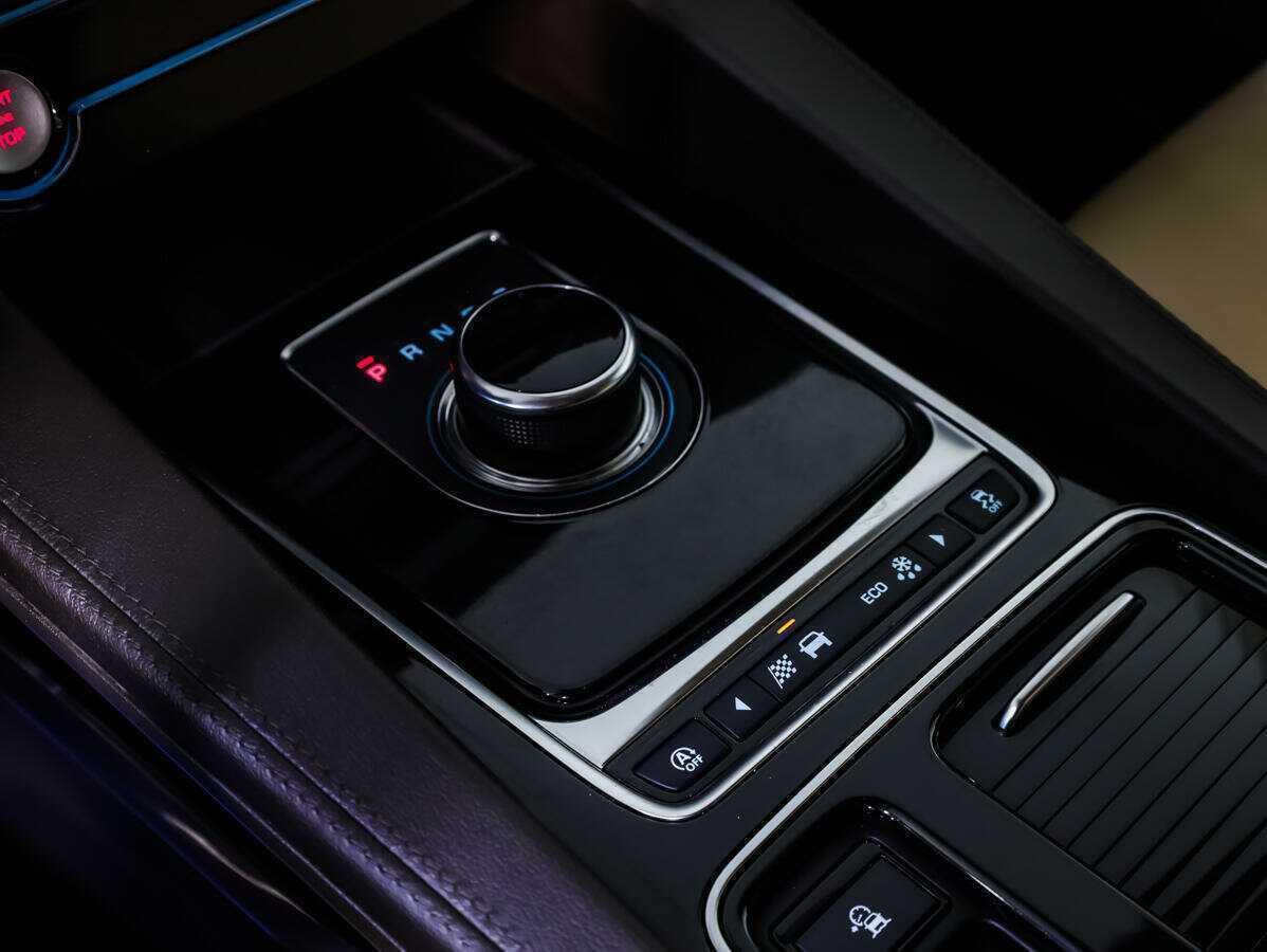 Купить Jaguar F-Pace, 2018, 100 949 км, фото №15