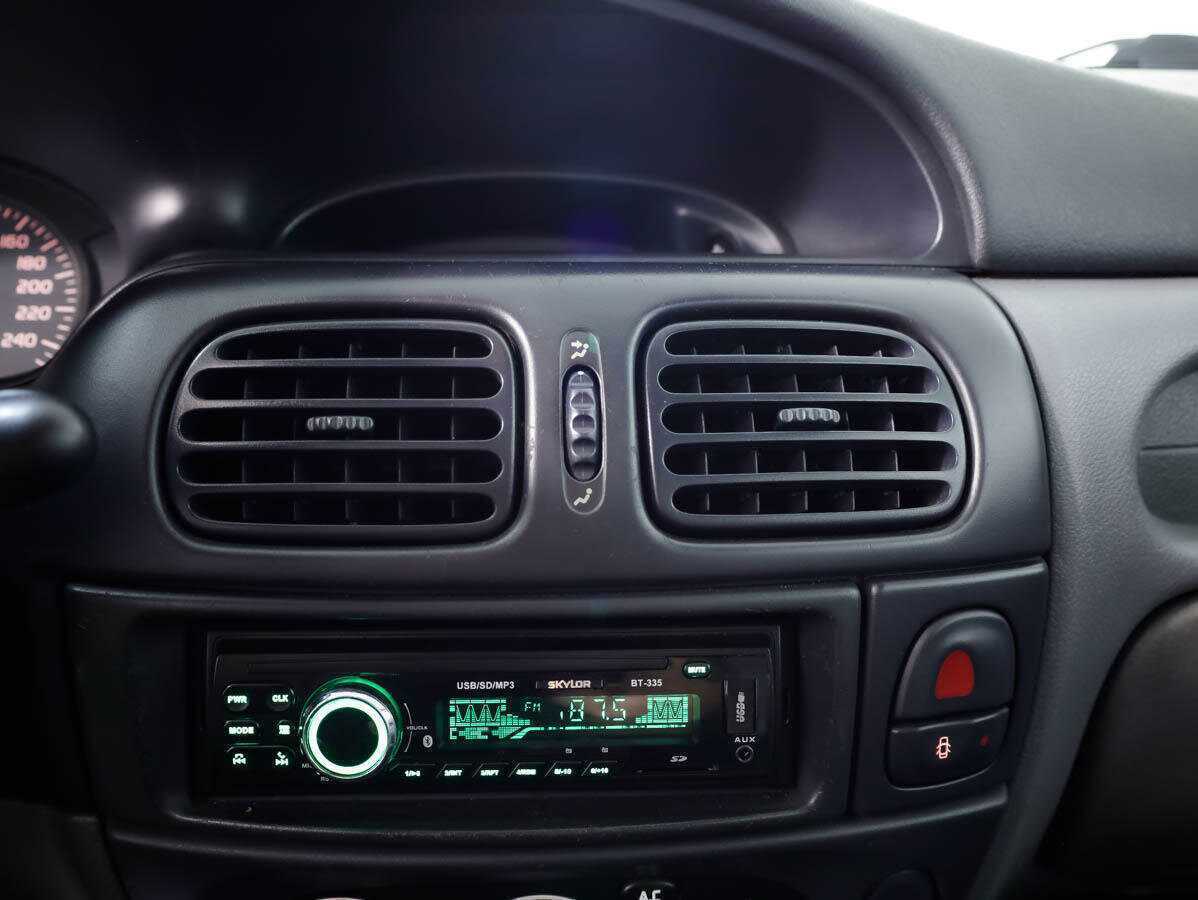 Купить Renault Megane, 2001, 298 343 км, фото №15