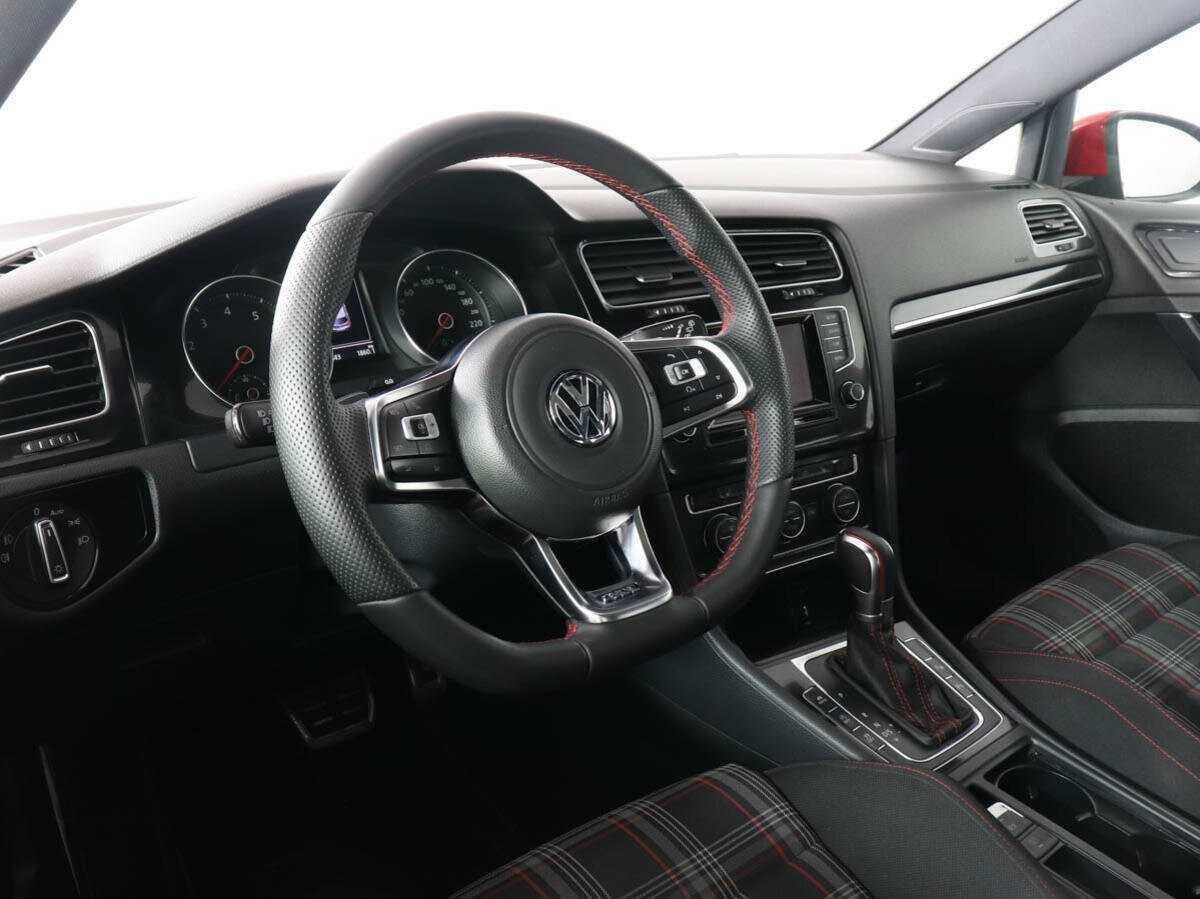 Купить Volkswagen Golf GTI, 2013, 130 793 км, фото №7