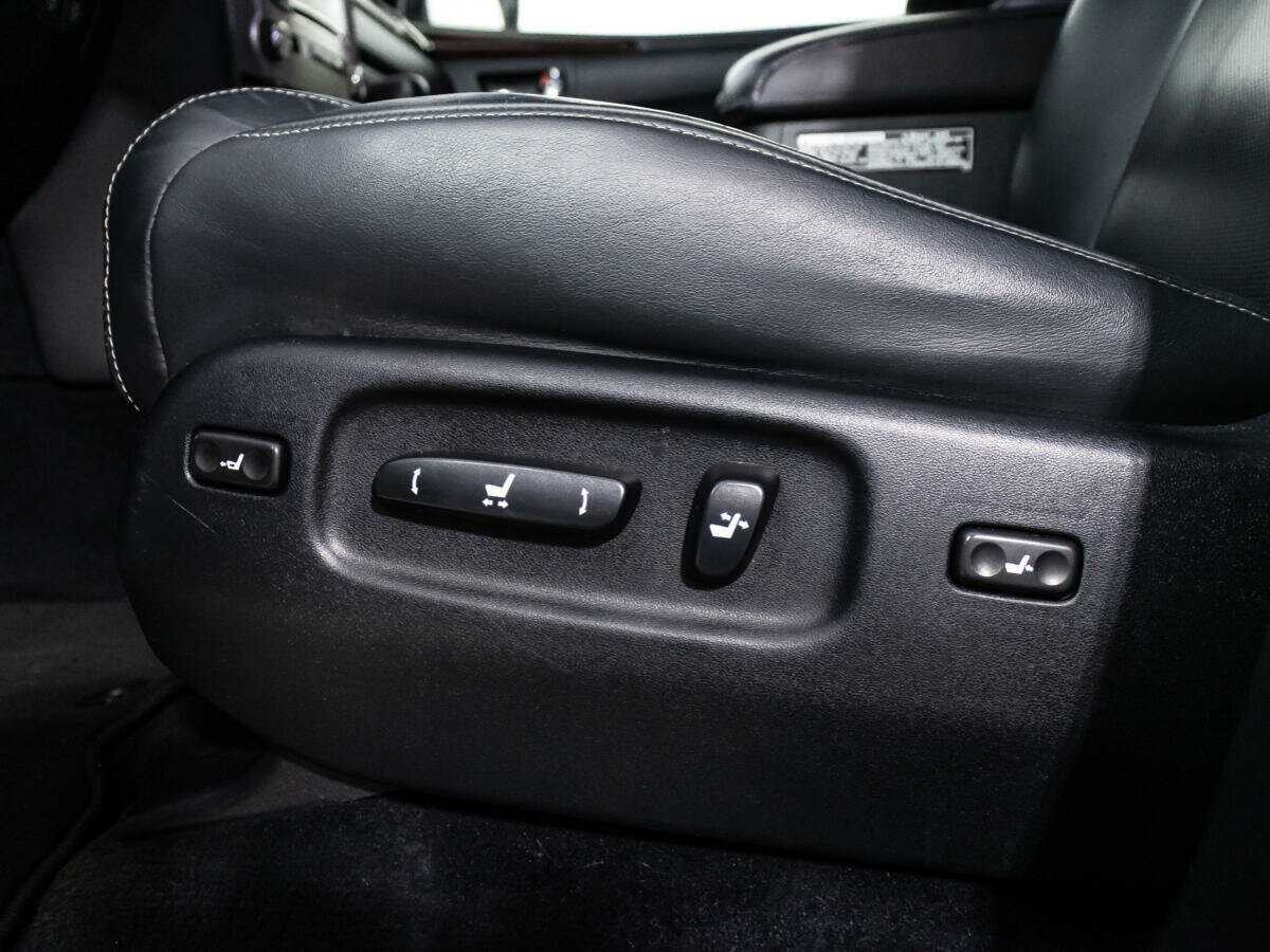 Купить Lexus LX 570, 2014, 172 642 км, фото №13