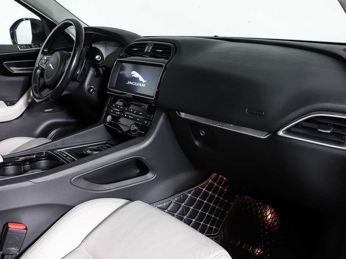 Купить Jaguar F-Pace, 2016, 139 271 км, фото №8