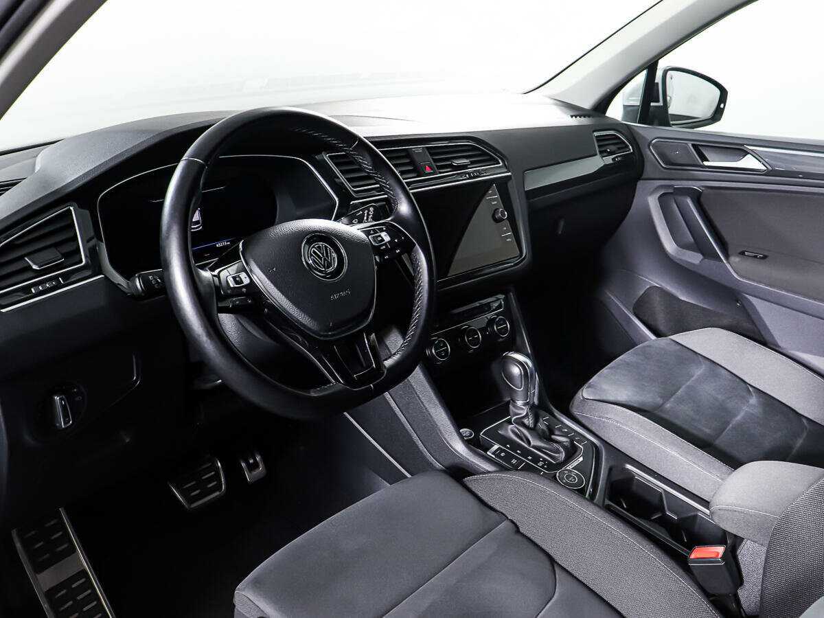 Купить Volkswagen Tiguan, 2018, 45 214 км, фото №13