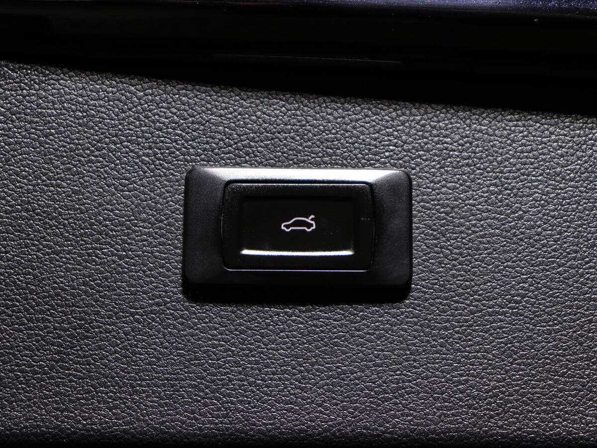 Купить Volkswagen Tiguan L, 2019, 74 900 км, фото №16