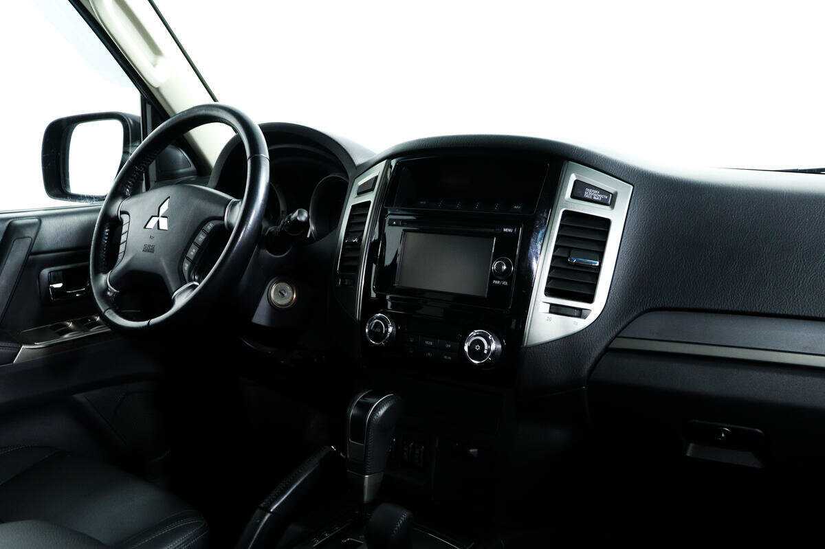 Купить Mitsubishi Pajero, 2018, 101 709 км, фото №9