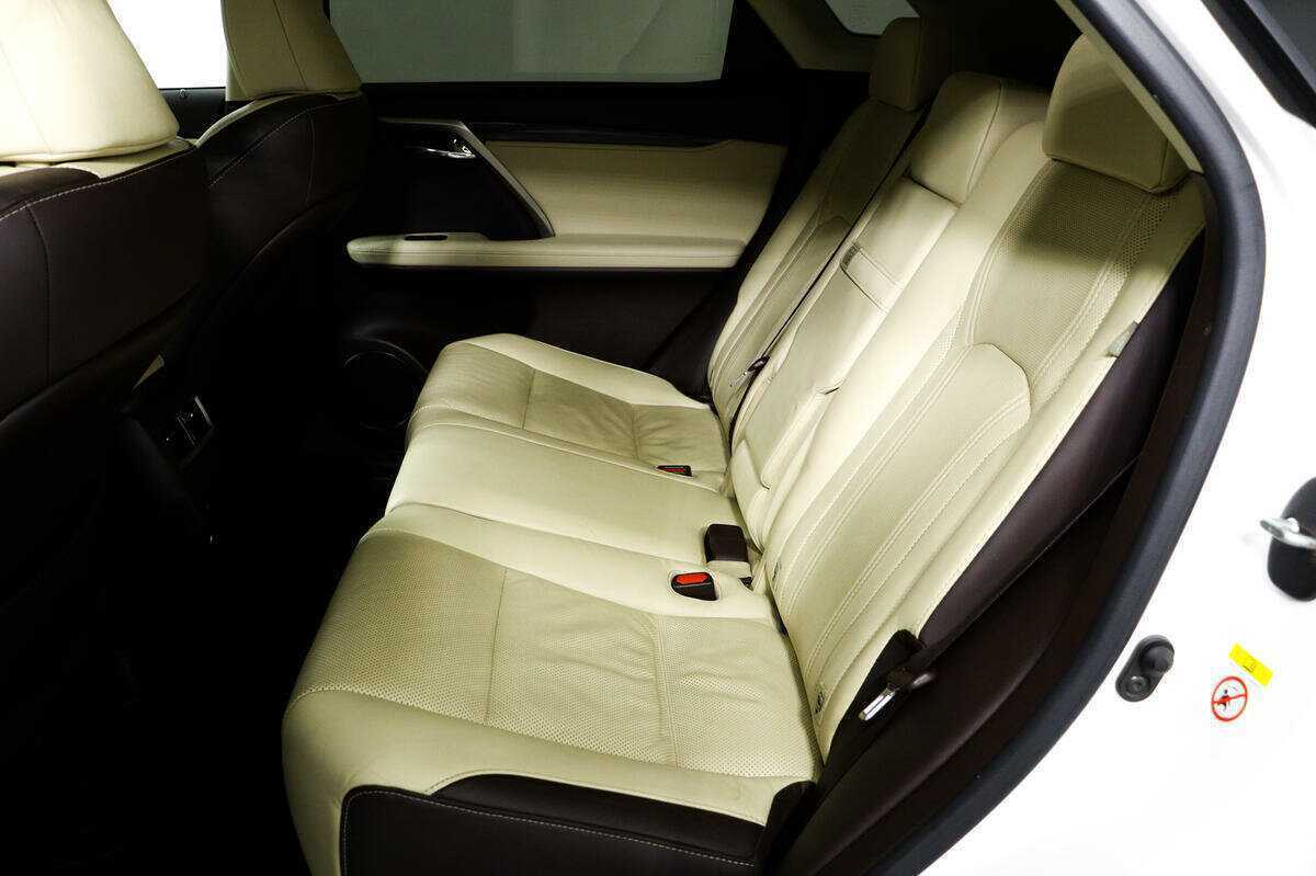 Купить Lexus RX 300, 2018, 83 300 км, фото №12