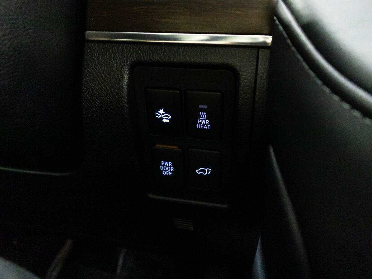 Купить Toyota Land Cruiser, 2016, 127 500 км, фото №24