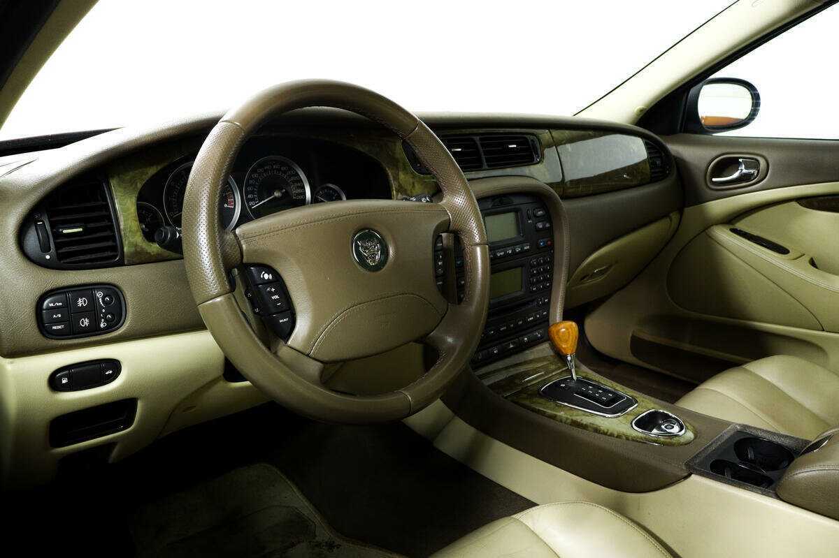 Купить Jaguar S-Type, 2004, 177 437 км, фото №13
