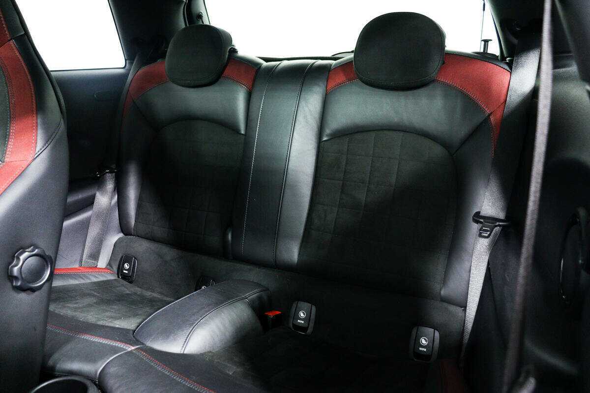 Купить Mini Hatch JCW John Cooper Works, 2017, 130 172 км, фото №12