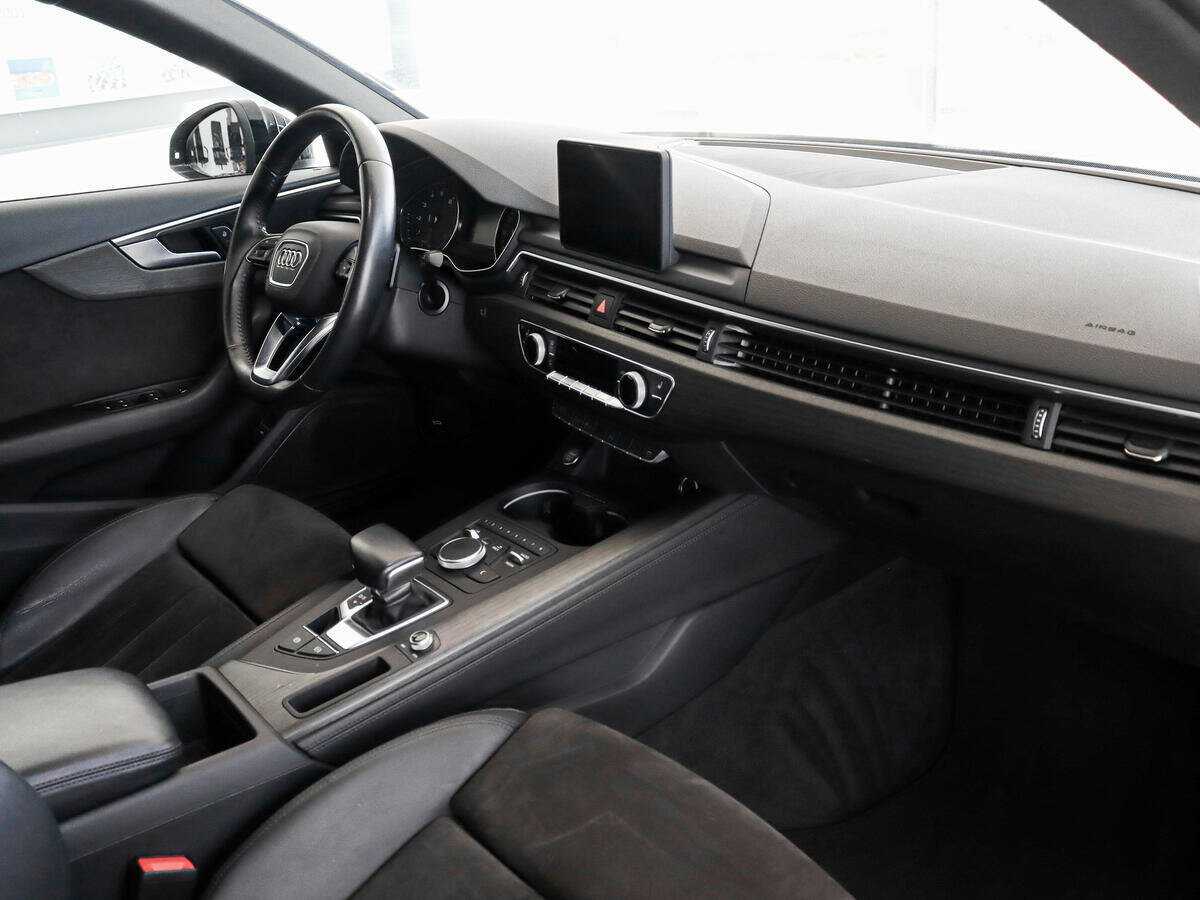Купить Audi A4, 2019, 119 000 км, фото №12