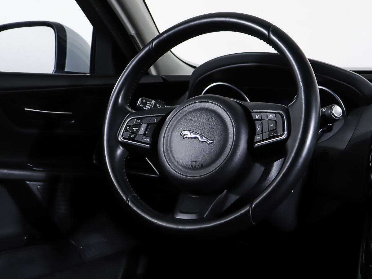 Купить Jaguar XE, 2015, 95 629 км, фото №14
