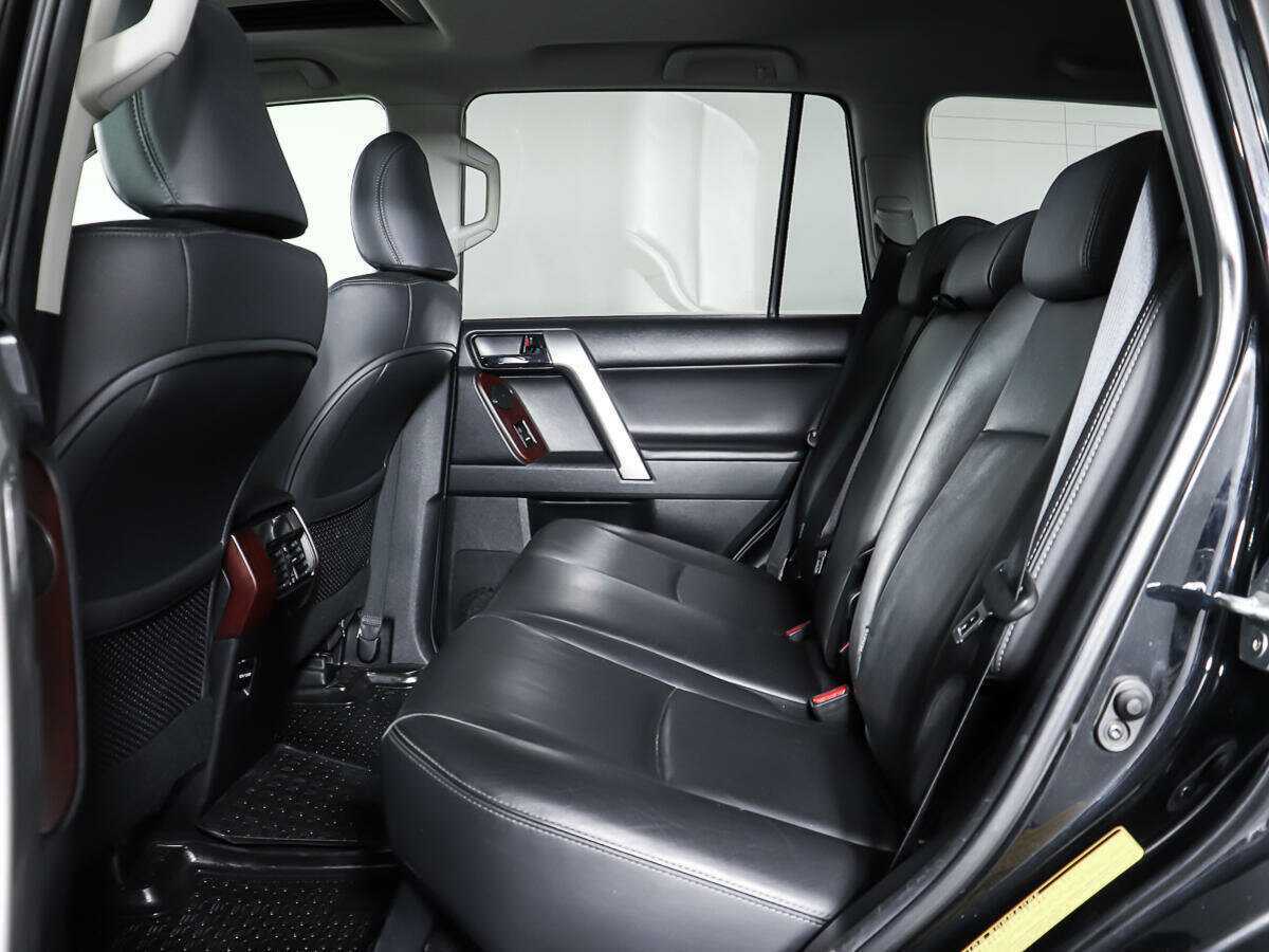 Купить Toyota Land Cruiser Prado, 2016, 256 201 км, фото №9