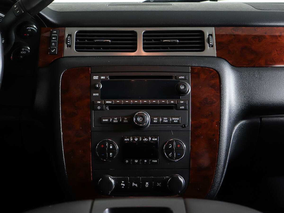 Купить Chevrolet Tahoe 6AT, 2012, 165 000 км, фото №12