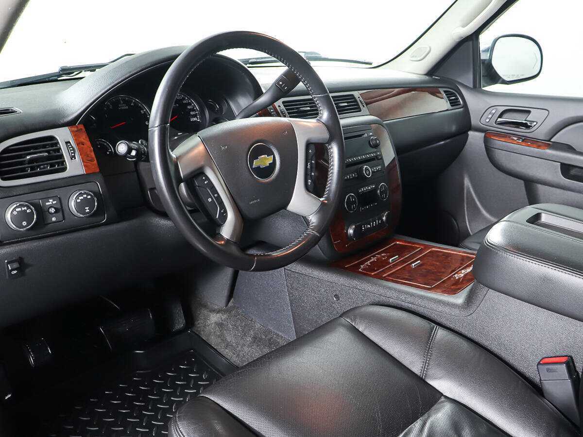 Купить Chevrolet Tahoe 6AT, 2012, 165 000 км, фото №13