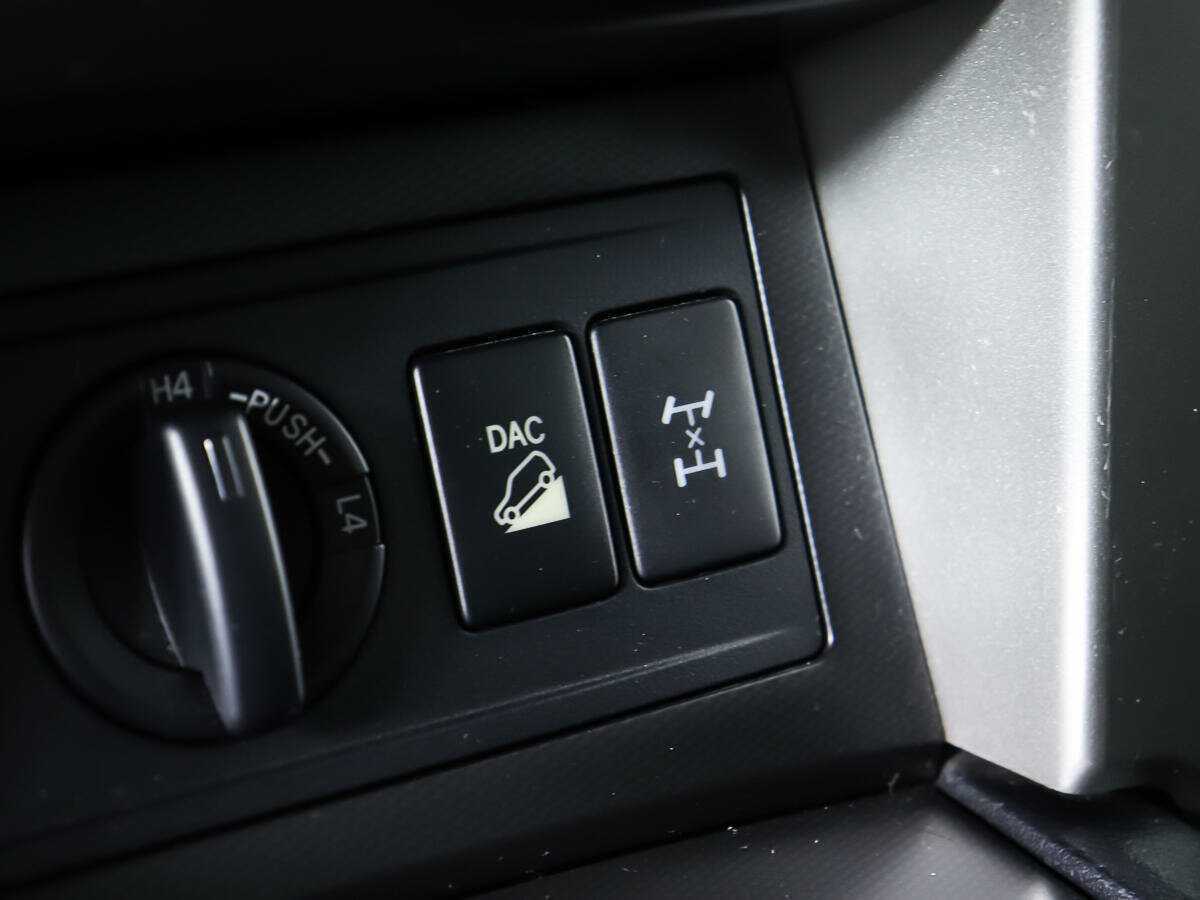 Купить Toyota Land Cruiser Prado, 2010, 201 245 км, фото №19