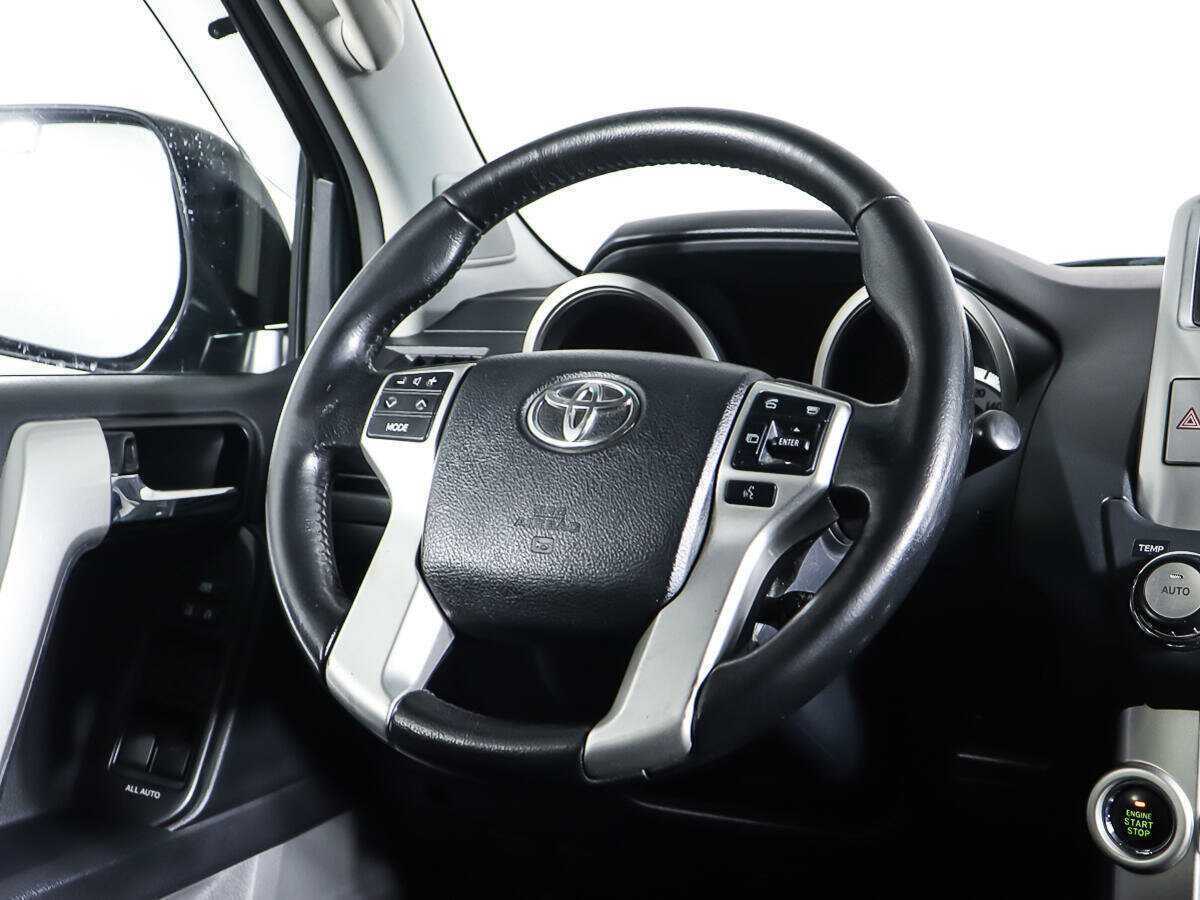 Купить Toyota Land Cruiser Prado, 2010, 102 960 км, фото №15