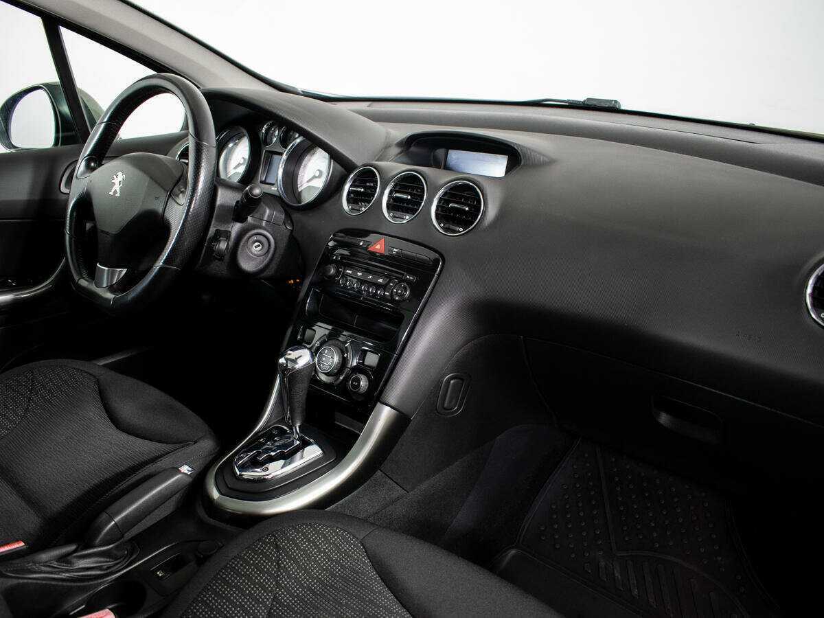 Купить Peugeot 308, 2011, 132 226 км, фото №7