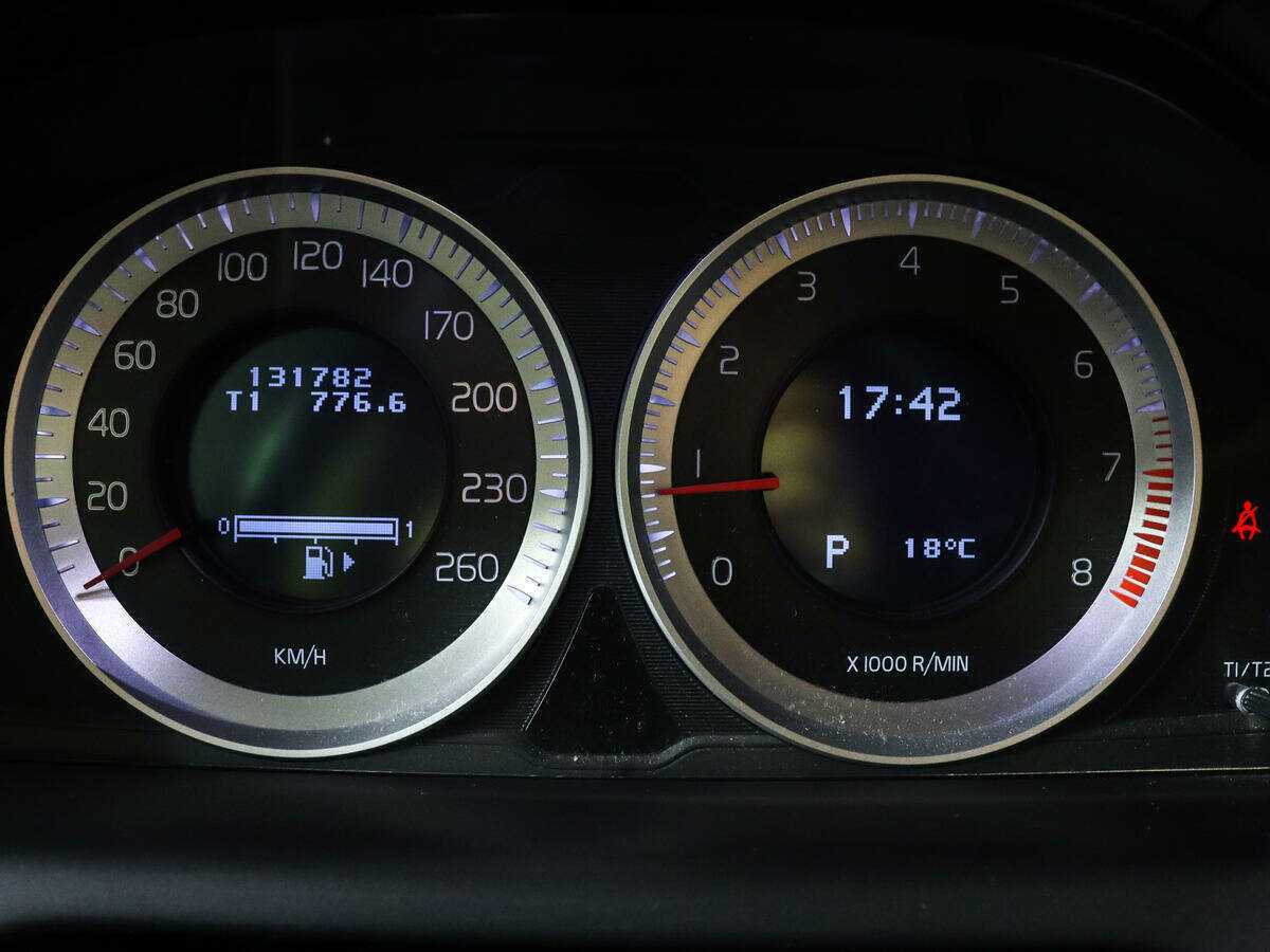 Купить Volvo XC60, 2011, 132 000 км, фото №9