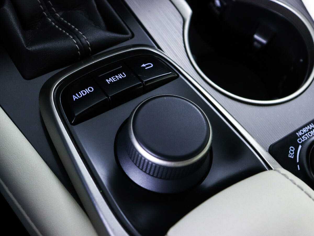 Купить Lexus RX 200t, 2016, 40 298 км, фото №18