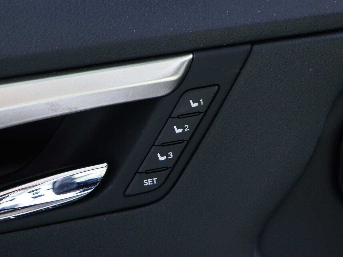 Купить Lexus RX 200t, 2016, 40 298 км, фото №23