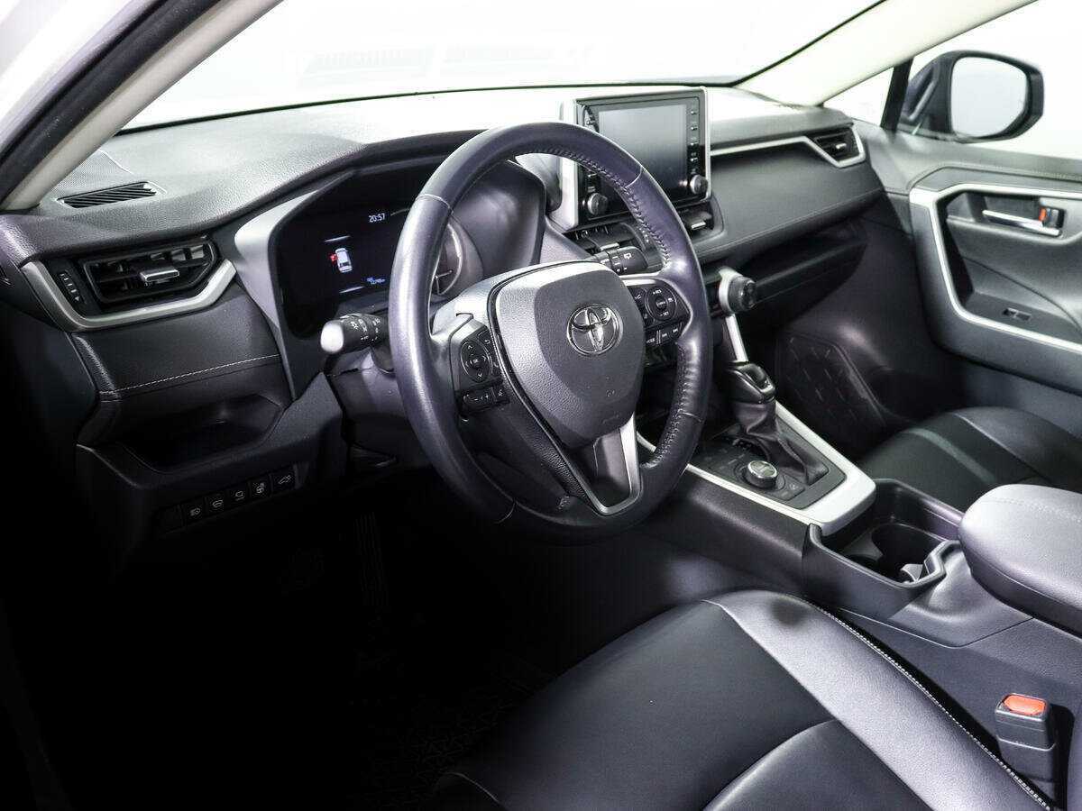 Купить Toyota RAV4, 2020, 72 800 км, фото №12