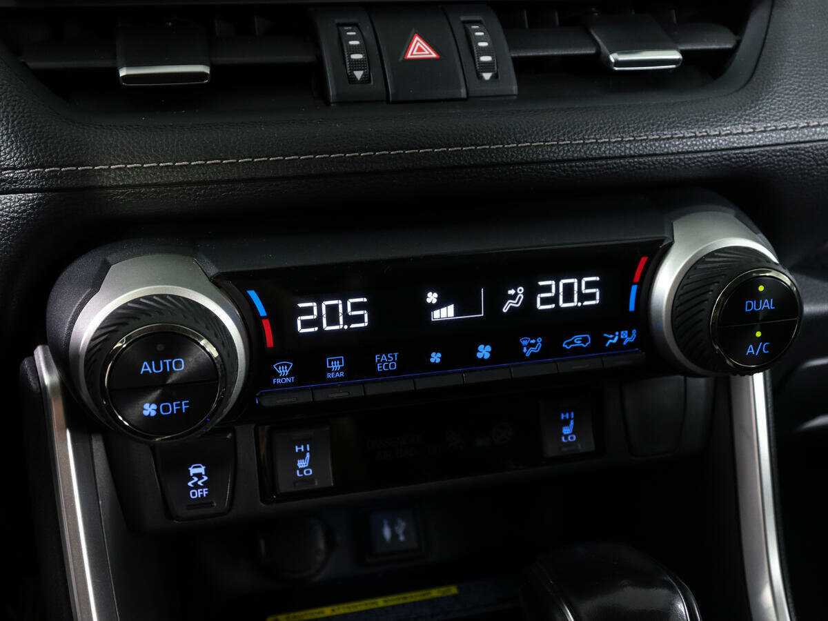 Купить Toyota RAV4, 2020, 72 800 км, фото №24