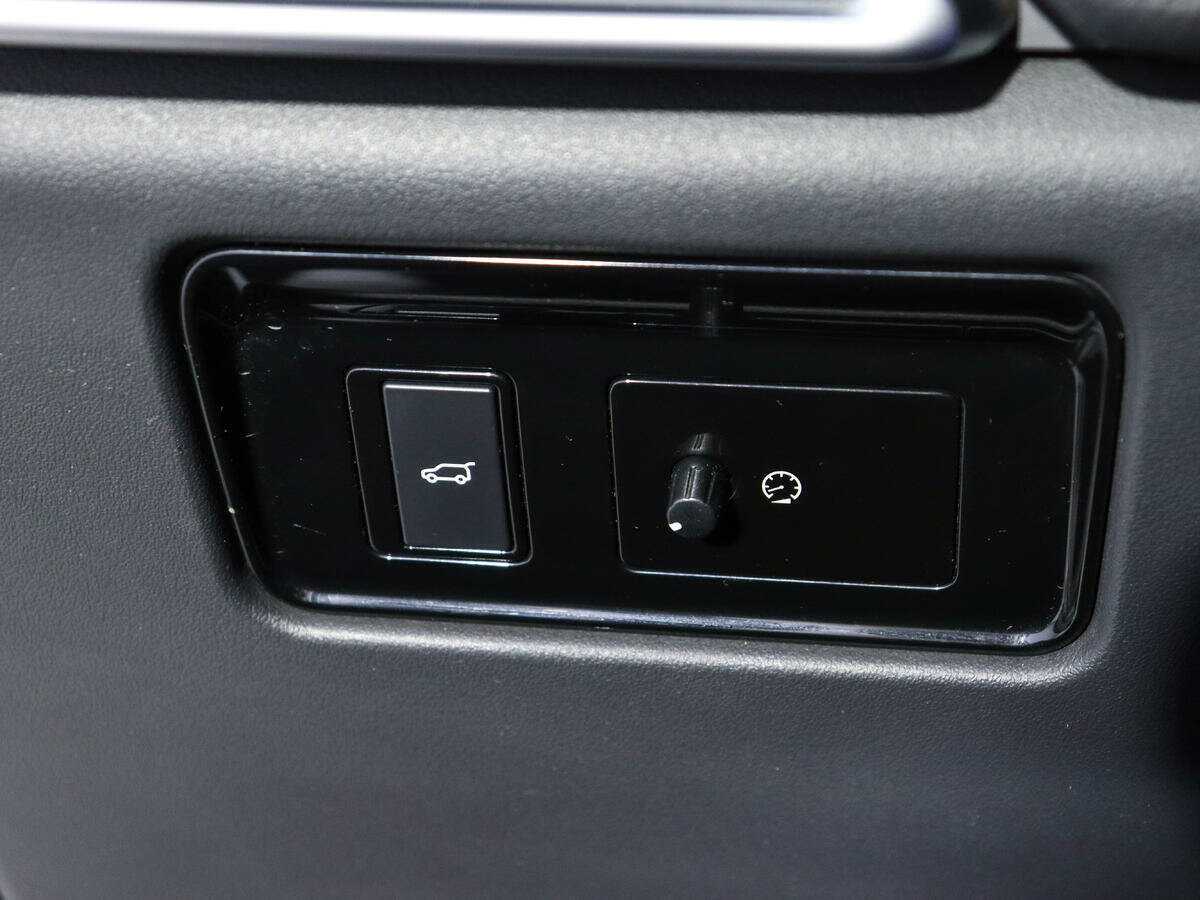 Купить Jaguar F-Pace, 2016, 107 829 км, фото №21