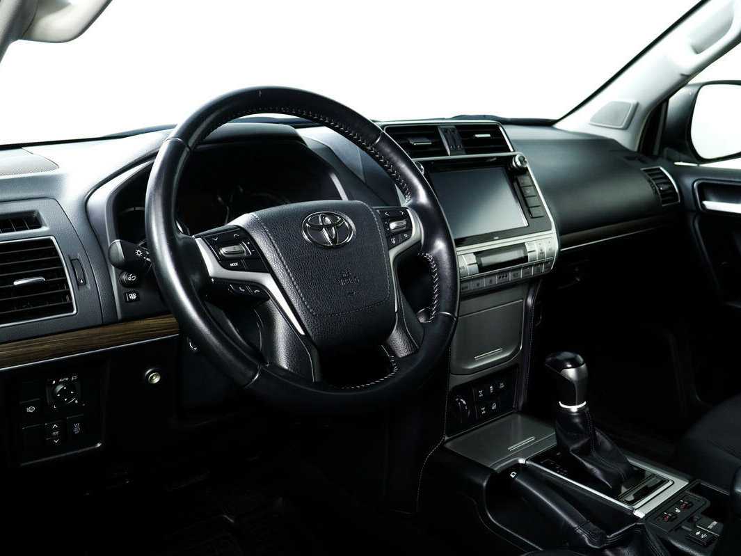 Купить Toyota Land Cruiser Prado, 2017, 111 111 км, фото №13