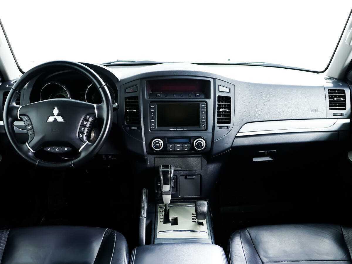 Купить Mitsubishi Pajero, 2011, 262 349 км, фото №8
