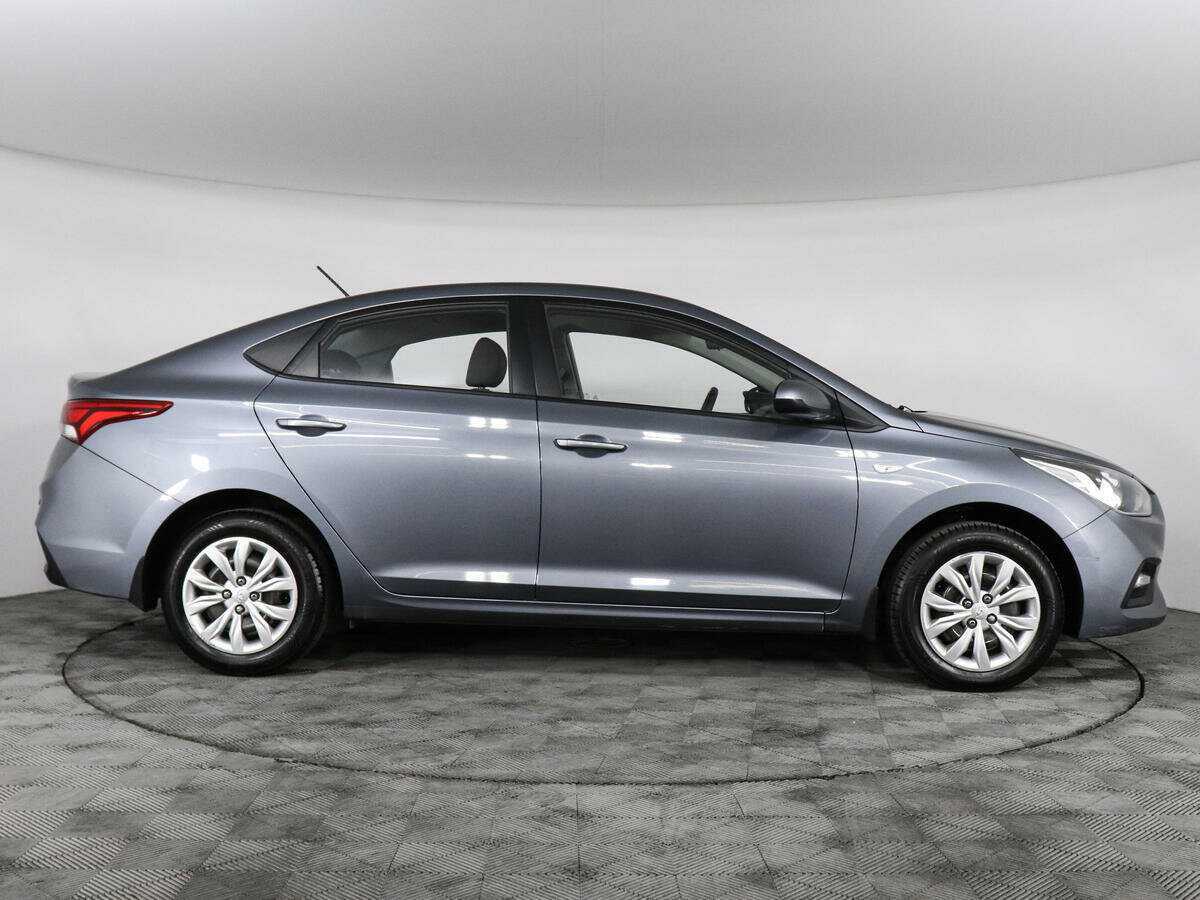Купить Hyundai Solaris, 2018, 153 484 км, фото №4