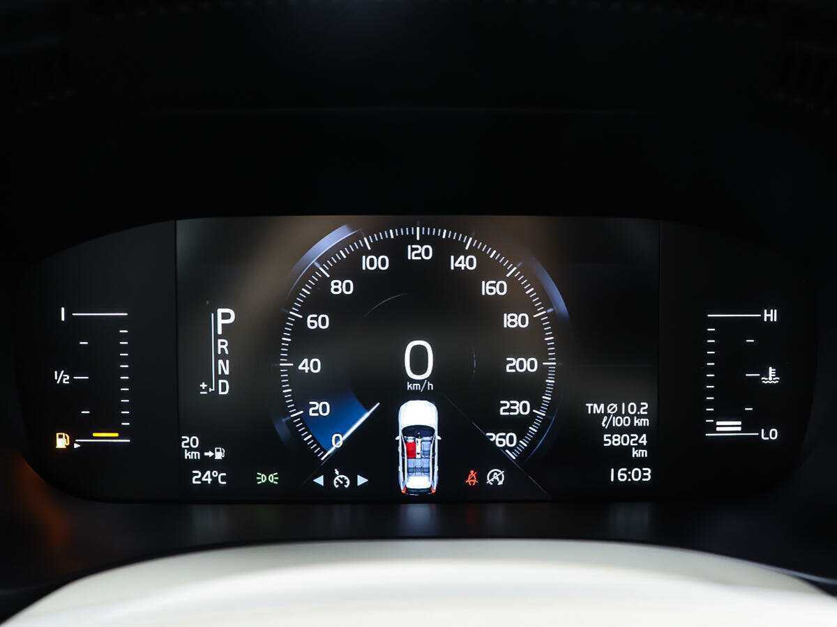 Купить Volvo XC60, 2018, 57 500 км, фото №14