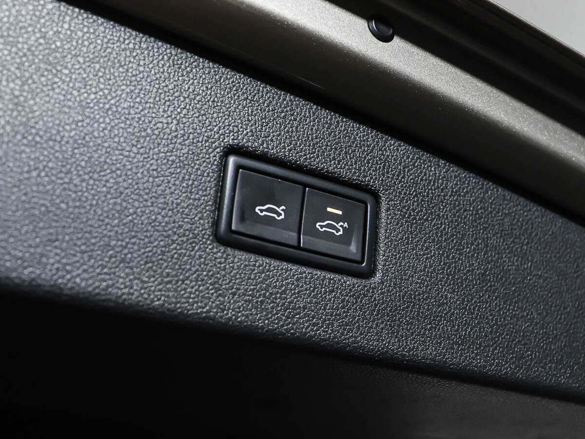 Купить Volkswagen Tiguan, 2017, 128 366 км, фото №18